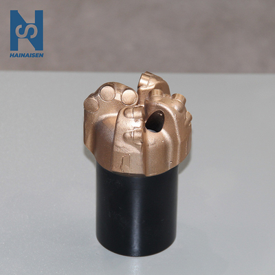 Non Coring 4 Nozzle Polycrystalline Diamond Drill Bits Golden PDC